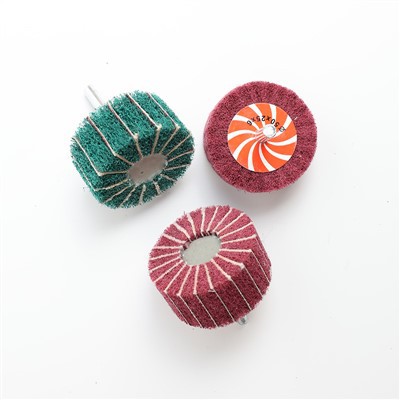 Ikke-vævet klaphjul med skaft